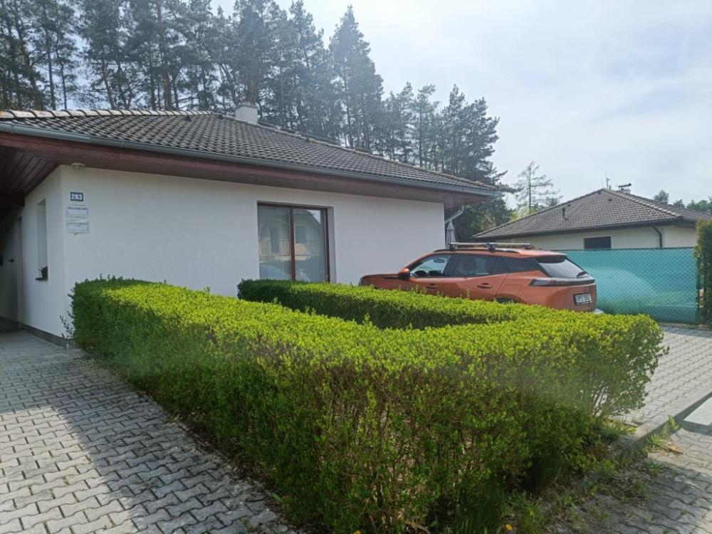 Relaxklub Villa S Wellness Tremosna Extérieur photo
